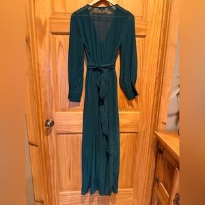 Baltic Born Ladies Green Long Sleeve Dress Size S.  NWT